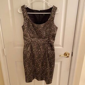 Ann Taylor Black and Nude Lace Dress Size 6 Petite